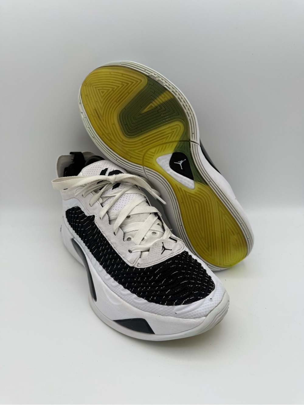 Youth Nike Air Jordan Luka 1 Reverse Orca White Black Volt Athletic Shoes Sz 7Y